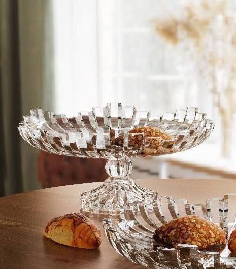 تصویر 1 از شیرینی خوری پایه دار برلین اصفهان